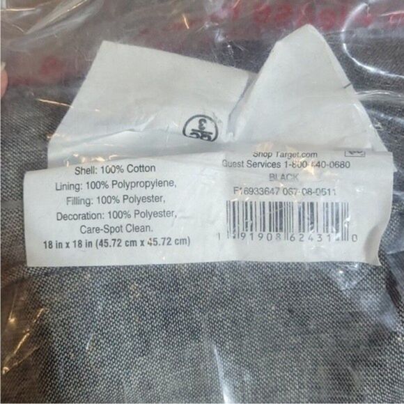 Threshold Halloween Decor Trick or Treat Toss Accent Pillow 18" X18" NEW! - Picture 2 of 3